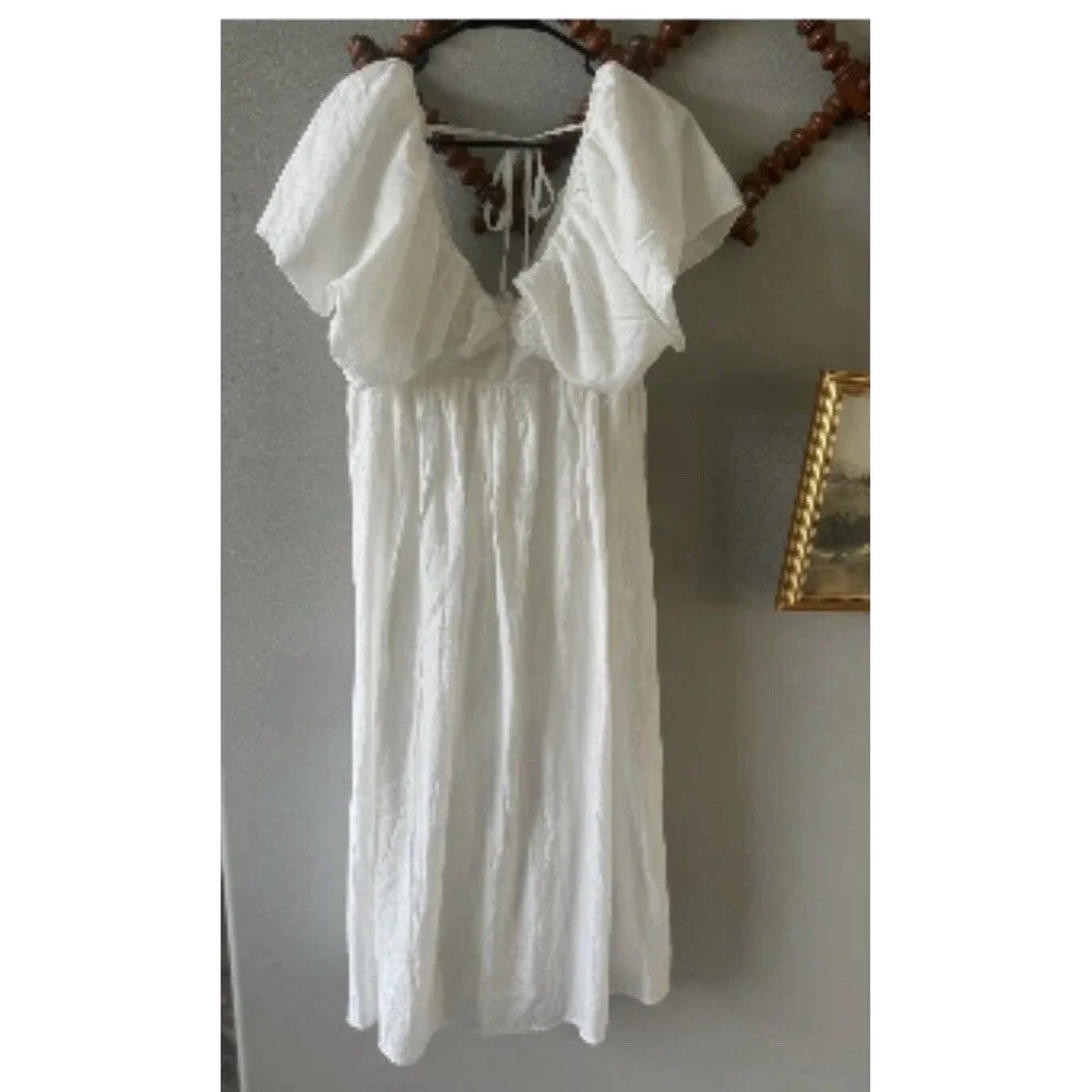 Moon River White V-Neck Flutter Sleeve  Flare  skirt Dress Size L NWT - Picture 2 of 12